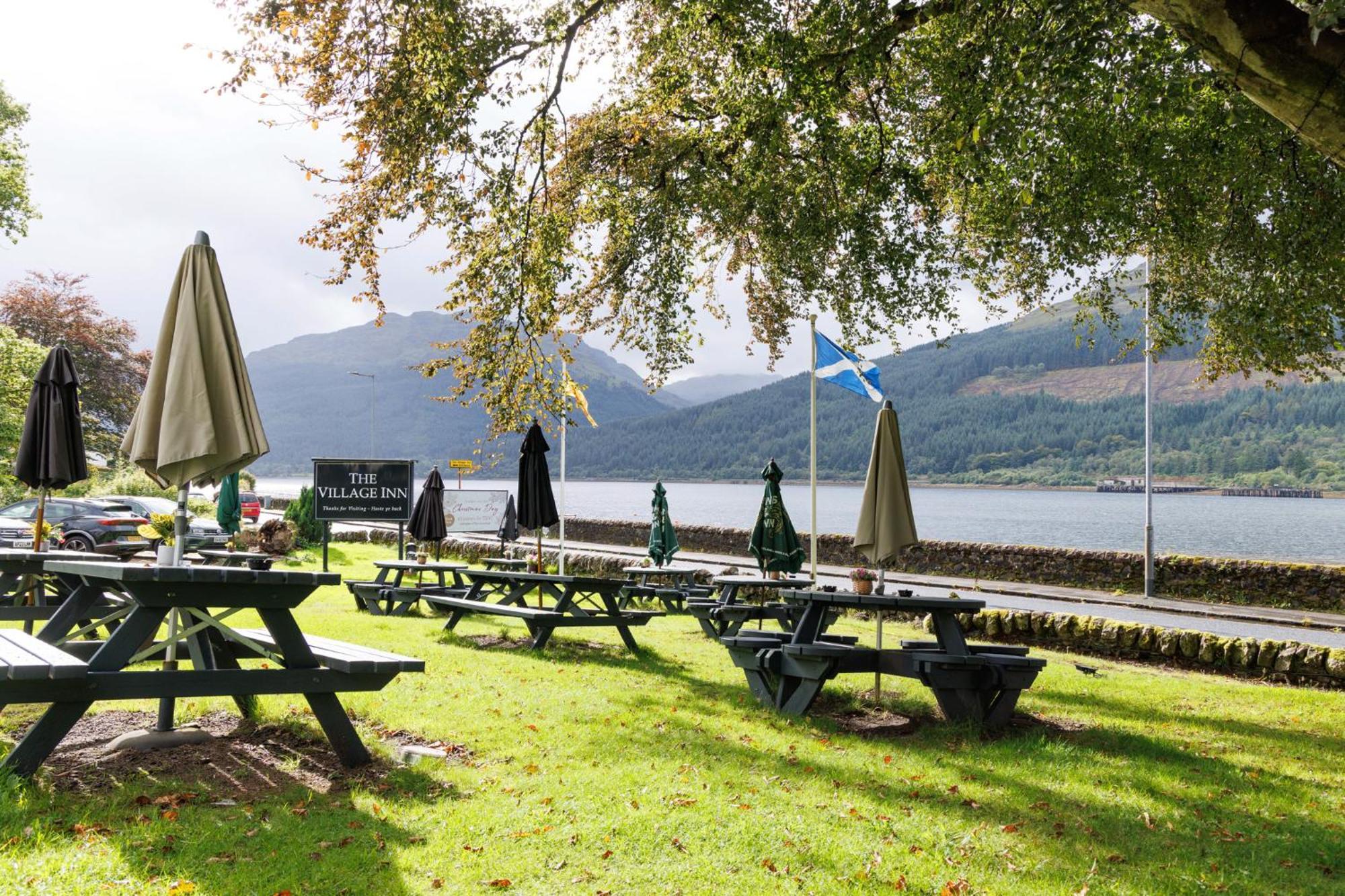 Village Inn Arrochar Exterior photo
